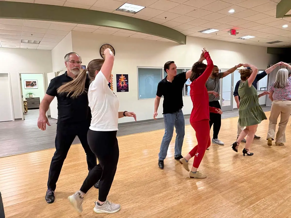 Singles and couples having fun at Arthur Murray Richmond studio